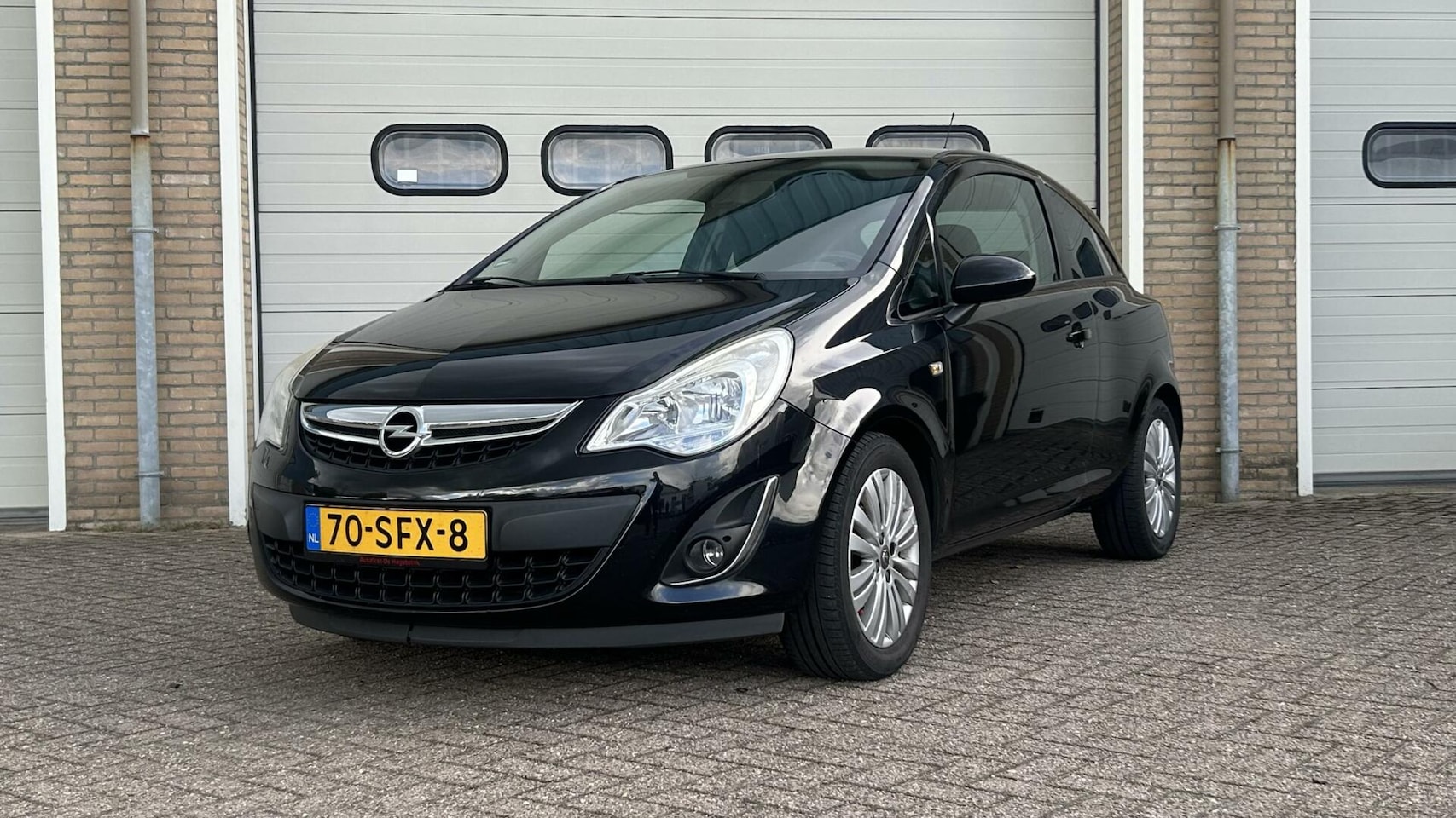 Opel Corsa - 1.2 Color Edition LPG,,,NAVI,,Trekhaak,,,Elekt pakket - AutoWereld.nl