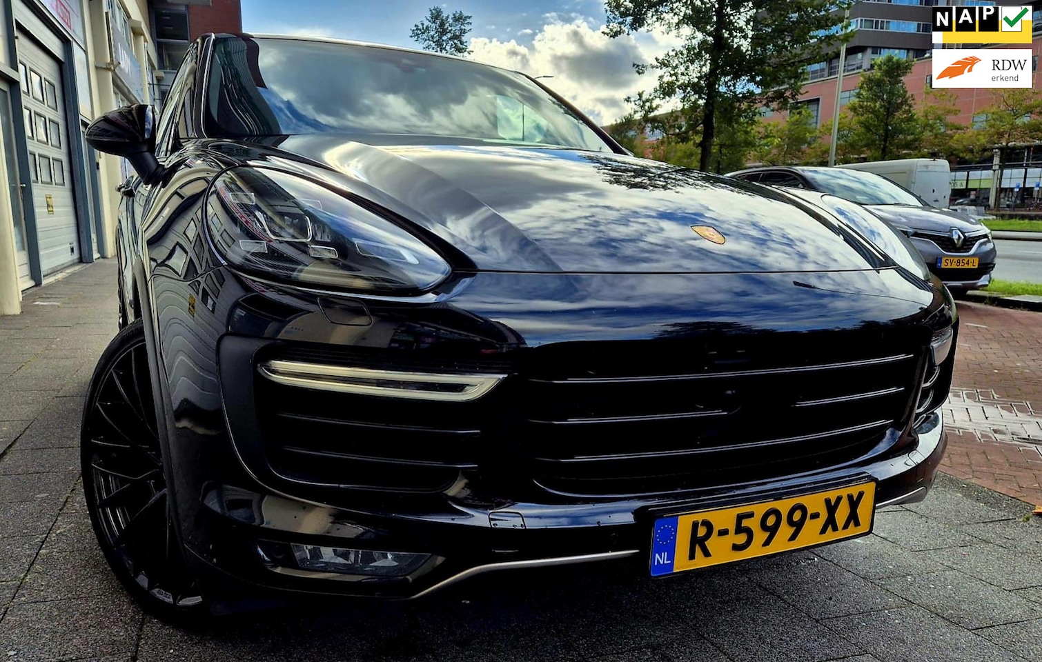 Porsche Cayenne - 4.8 Turbo PanoDak 512Pk Full - AutoWereld.nl