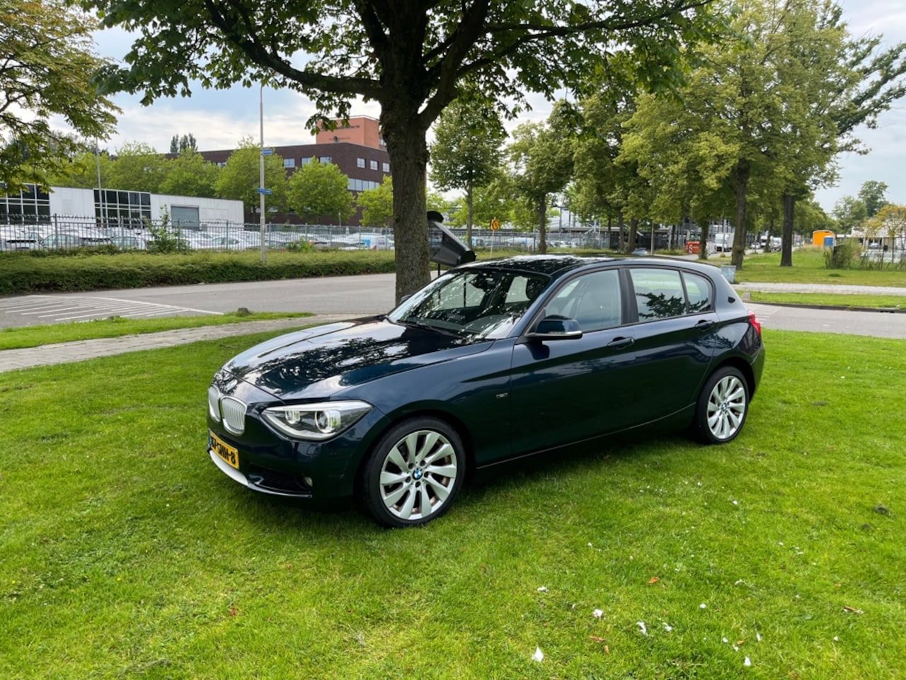 BMW 1-serie - 116i Business/Urban! - AutoWereld.nl