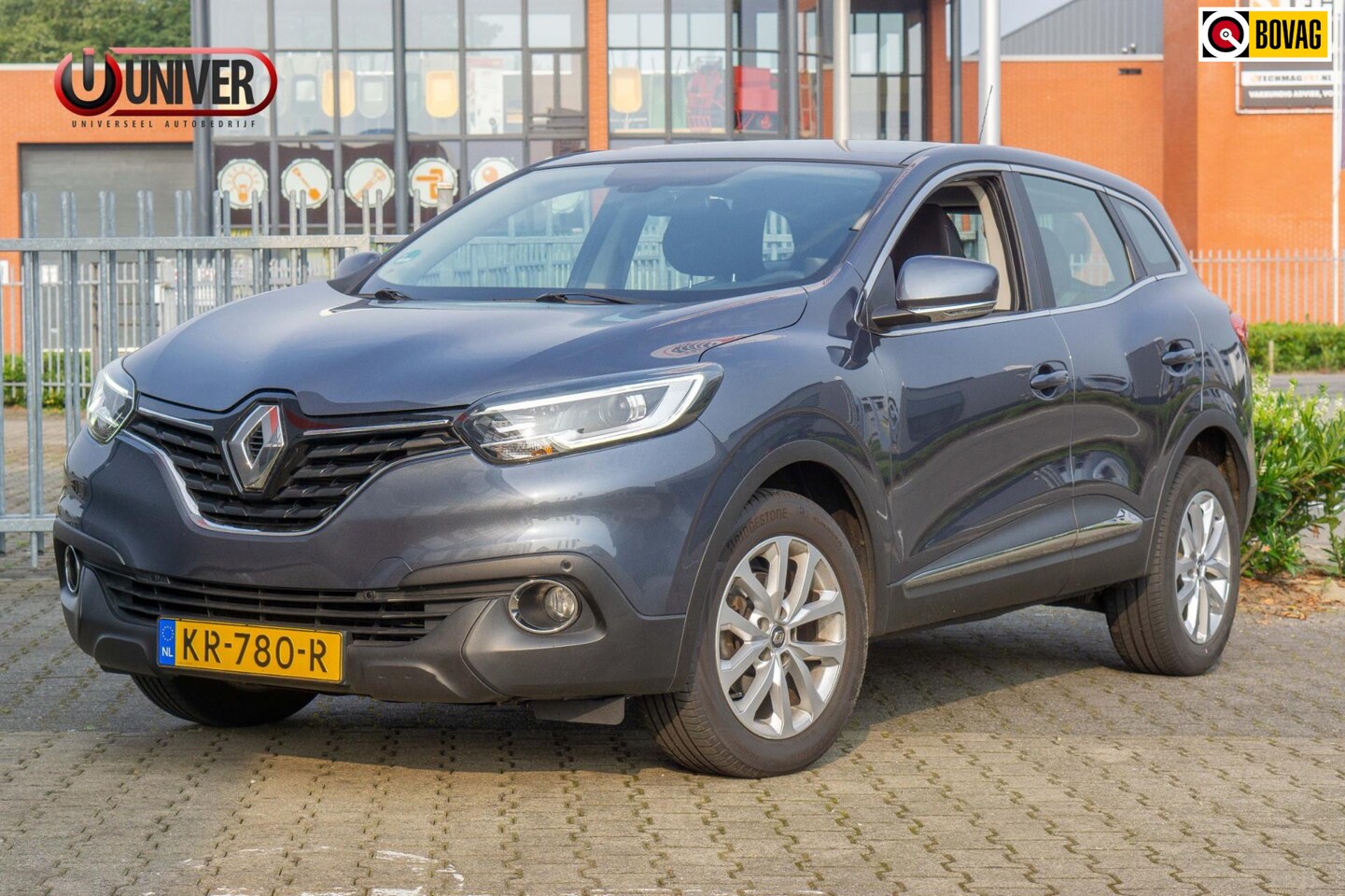 Renault Kadjar - 1.2 TCe Zen KEYLESS/CRUISE/NAVI/ - AutoWereld.nl