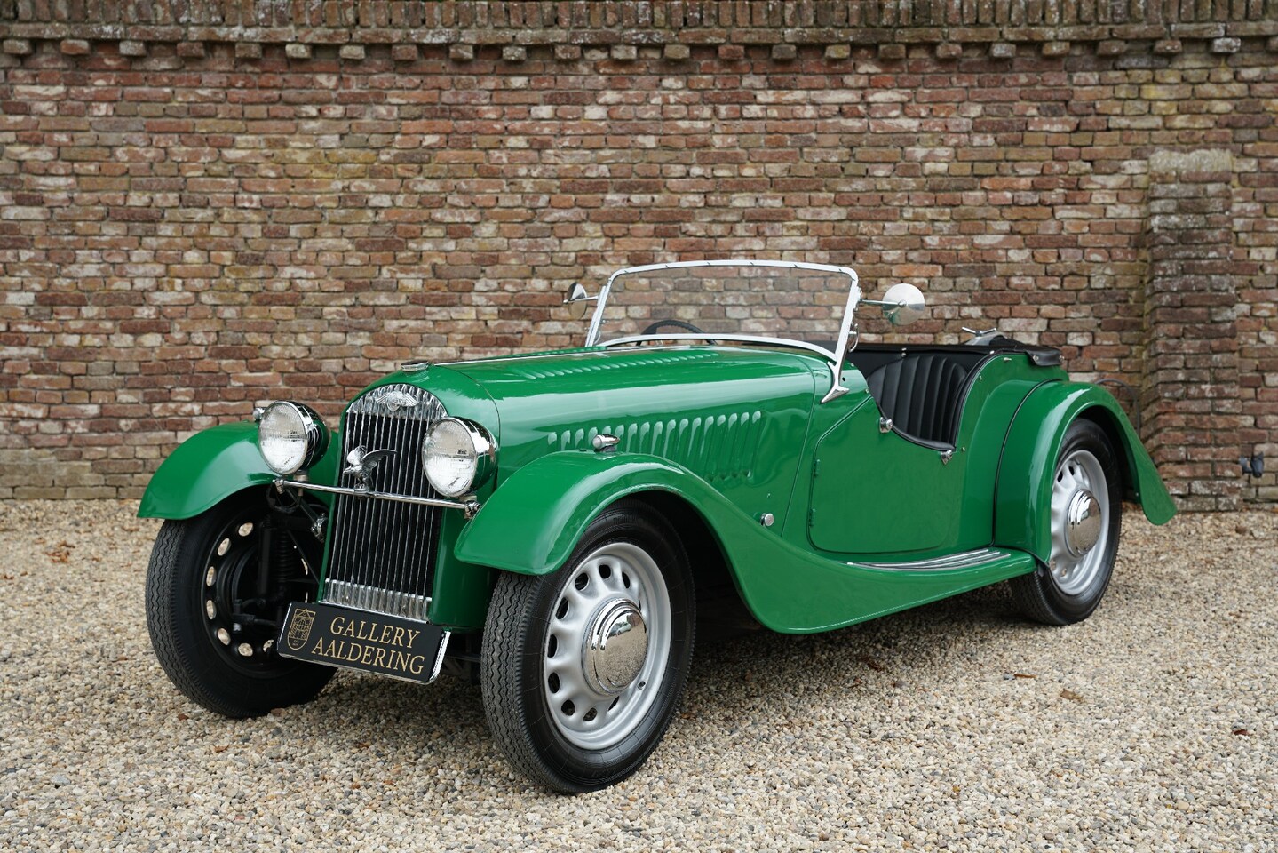 morgan-4-4-one-of-140-very-rare-stunning-condition.jpg