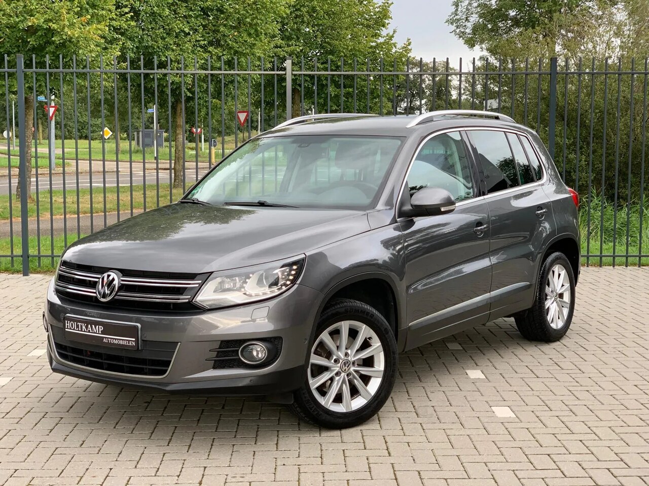 Volkswagen Tiguan - 1.4 TSI | SPORT&STYLE |CRUISE | KLIMA | XENON | - AutoWereld.nl