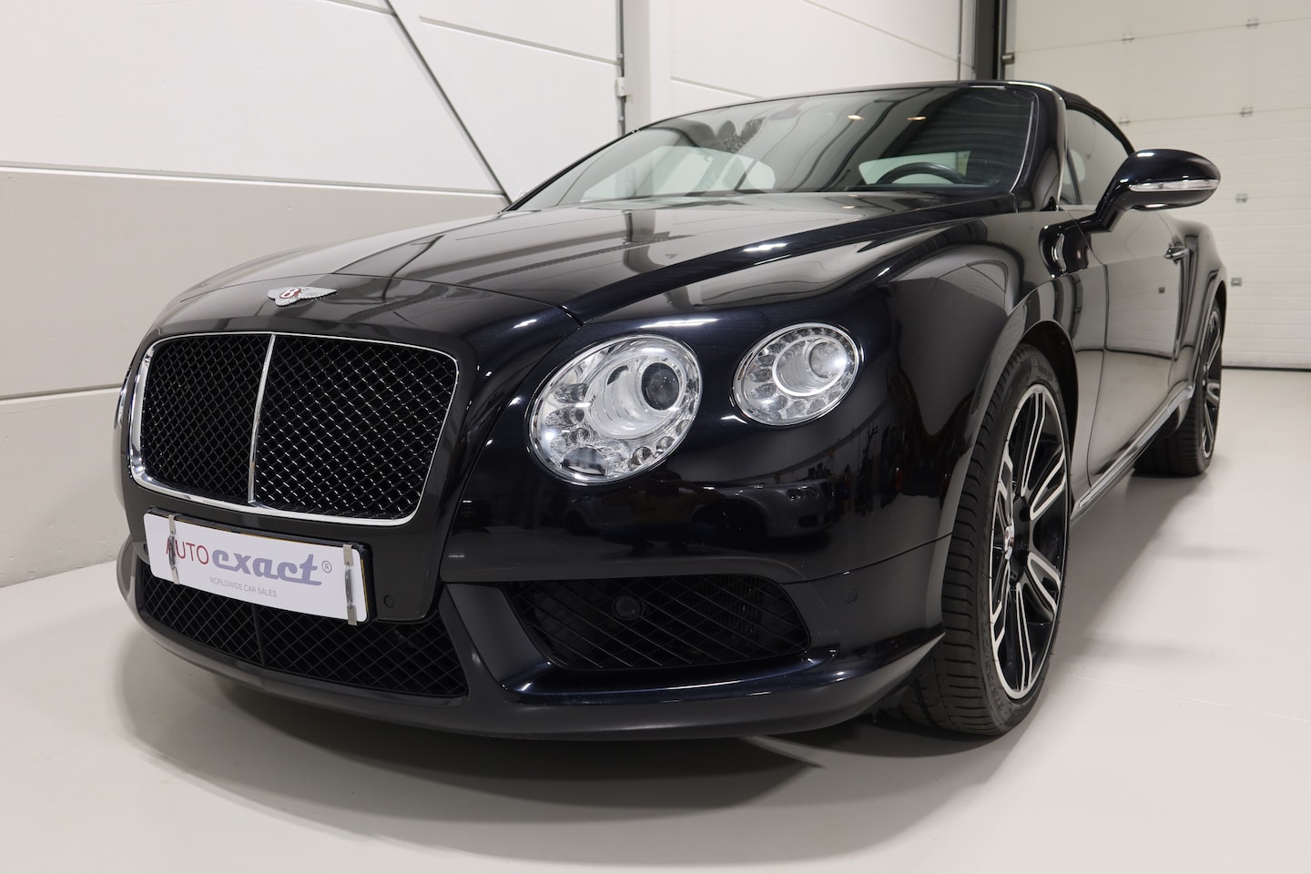 Bentley Continental GTC - 4.0 V8 org NL - AutoWereld.nl