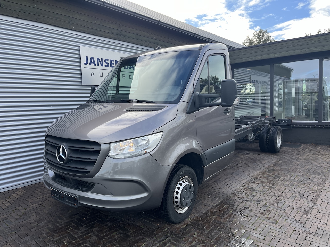 Mercedes-Benz Sprinter - 519 3.0 CDI L4H2 DC EURO VI-D | 3 liter V6 | Lage KM - AutoWereld.nl