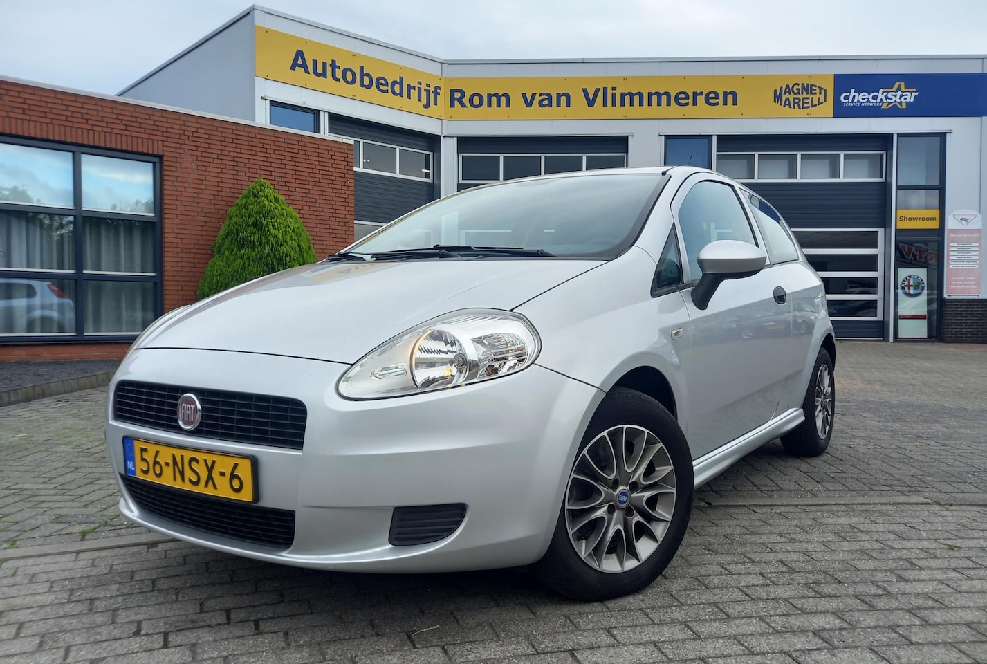 Fiat Grande Punto - 1.3 M-Jet Actual | Slechts 70.000 km !| Origineel NL geleverde auto | - AutoWereld.nl