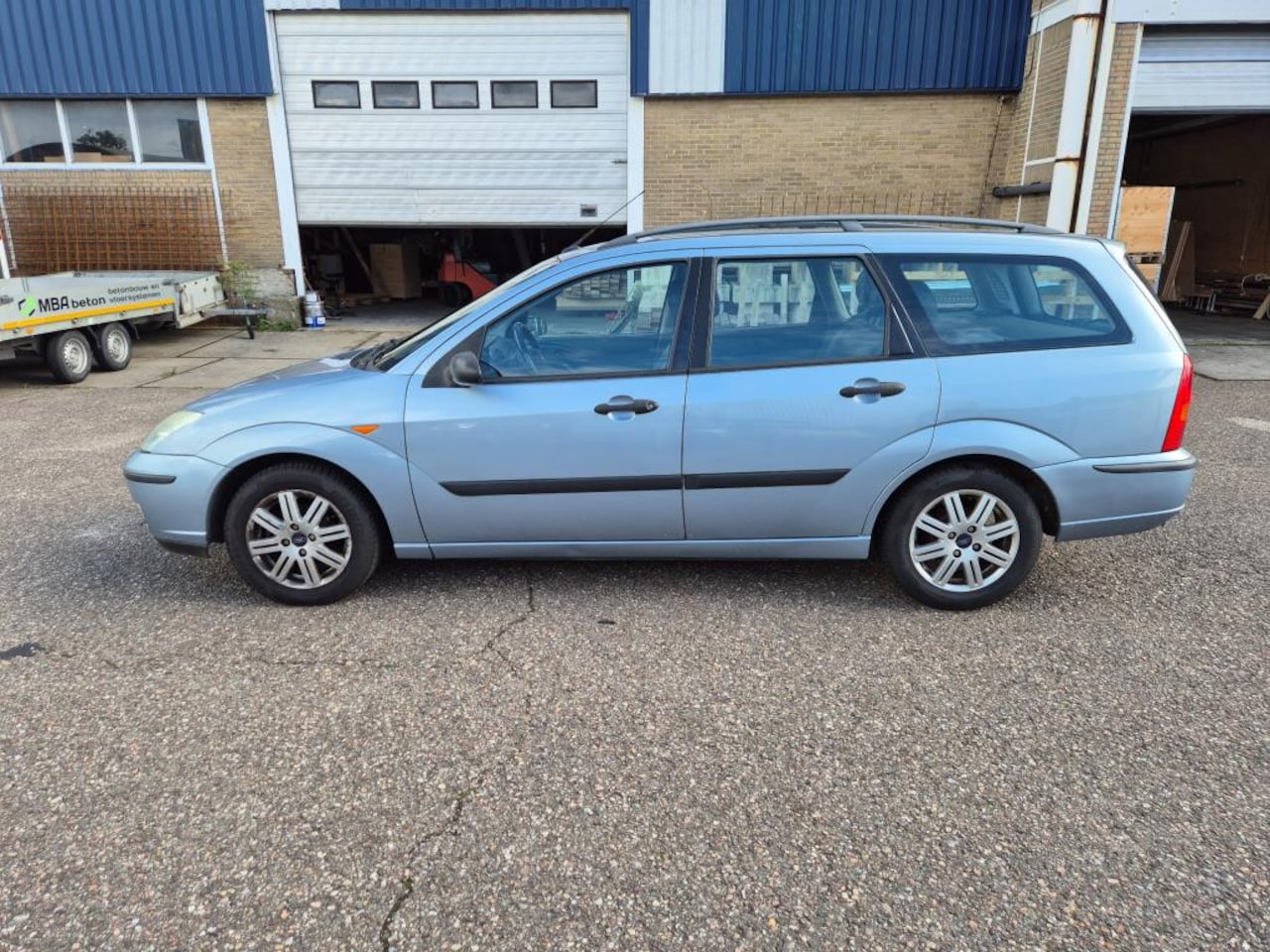 Ford Focus Wagon - 1.6-16V Futura 1.6-16V Futura, leren bekleding/ trekhaak, goed onderhouden - AutoWereld.nl