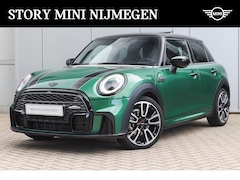 MINI John Cooper Works - Hatchback JCW Automaat / Panoramadak / JCW Sportstoelen / Achteruitrijcamera / LED / Stoel