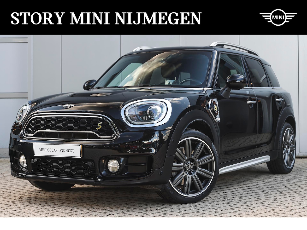 MINI Countryman - Cooper S E ALL4 Chili Automaat / Panoramadak / Achteruitrijcamera / Stoelverwarming / LED - AutoWereld.nl