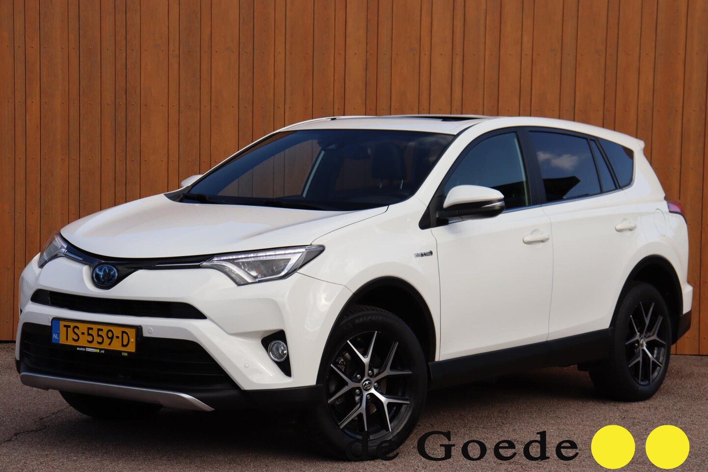 Toyota RAV4 - 2.5 Hybrid AWD Style 1ste eig. org. NL-auto - AutoWereld.nl