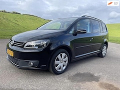 Volkswagen Touran - 1.4 TSI Highline navigatie, cruisecontrol, automaat