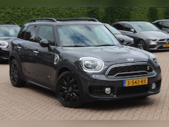 MINI Countryman - 2.0 Cooper S E ALL4 Chili / Panoramadak / Camera / Head-up / Leder / 18'' / Apple Carplay