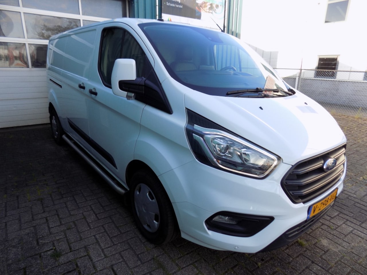 Ford Transit Custom - 300 2.0 TDCI L2H1 Tr - AutoWereld.nl