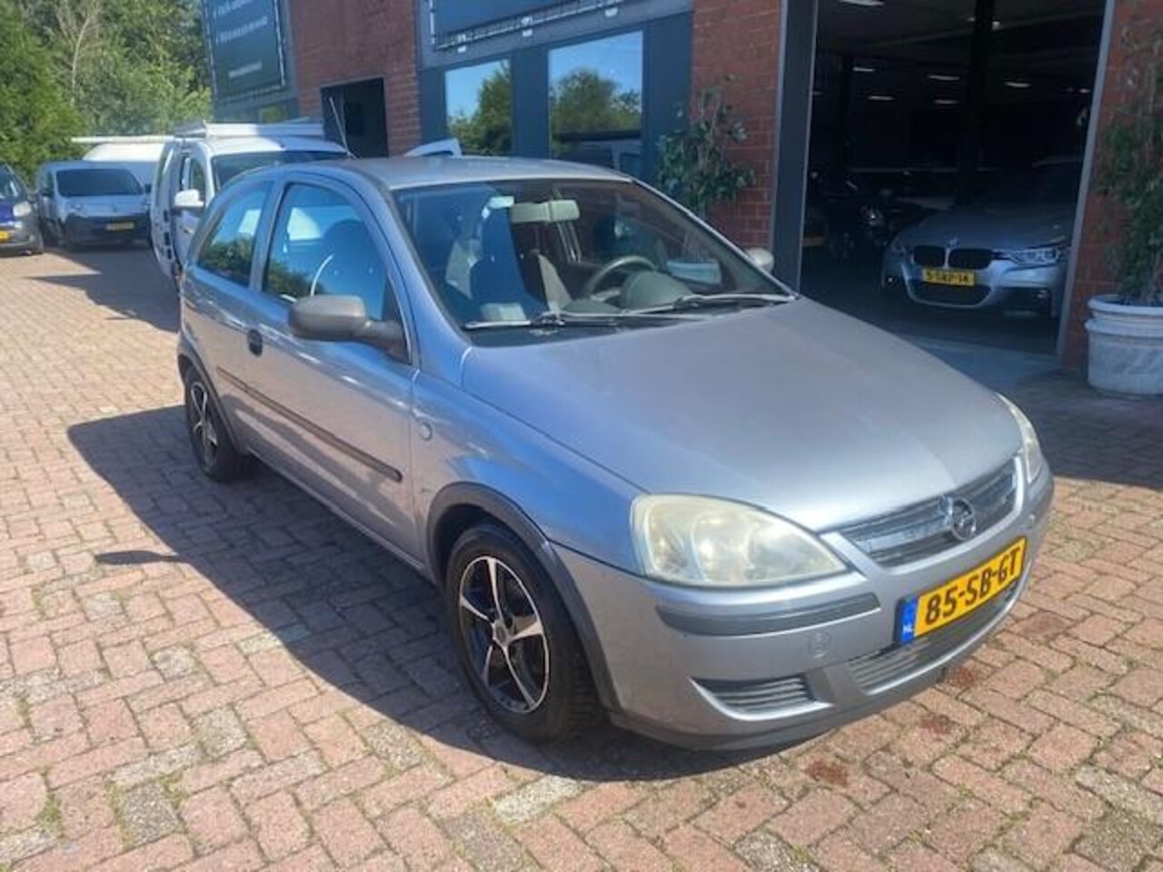 Opel Corsa - 1.2-16V Essentia APK - AutoWereld.nl