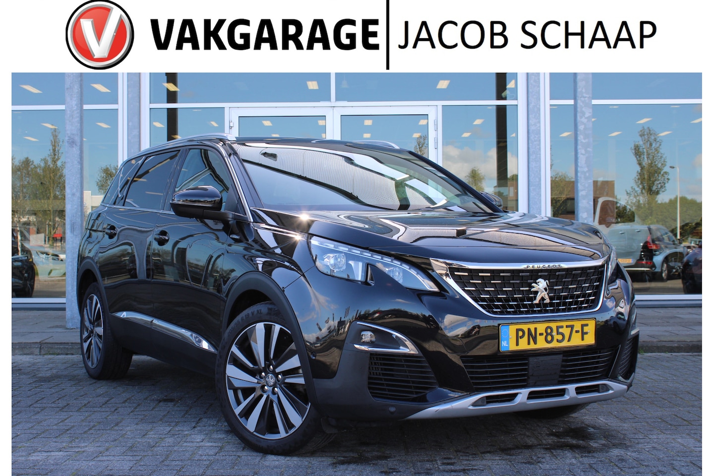 Peugeot 5008 - 1.2 PureTech GT-Line 7 Zitter / Panodak / 19 inch LM Velg / Metallic lak / Navigatie - AutoWereld.nl