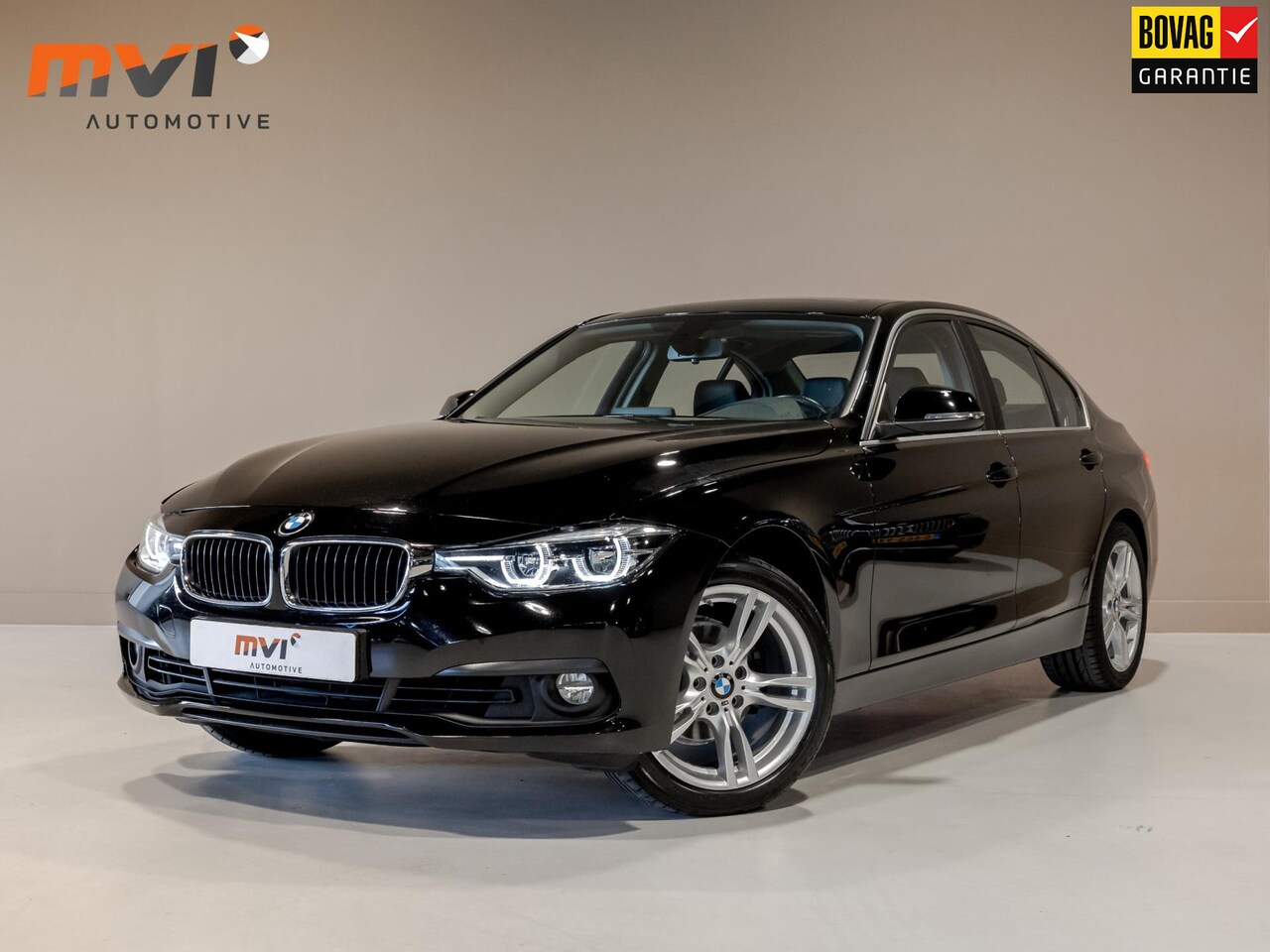 BMW 3-serie - 318i High Executive / 136pk / Open dak / Leder - AutoWereld.nl