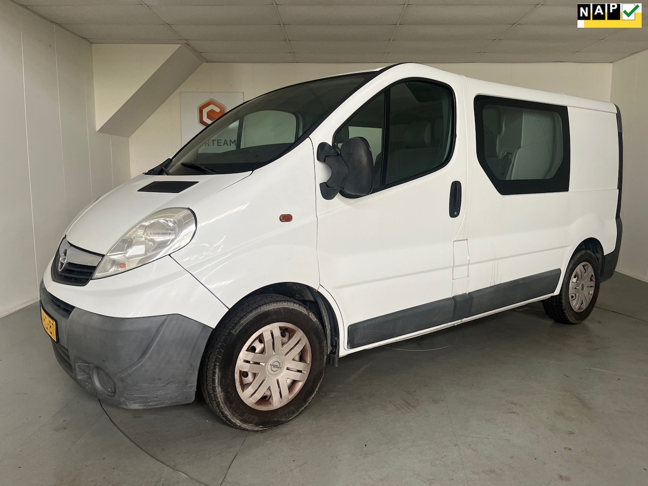 Opel Vivaro - 2.5 CDTI L1H1 DC 2.5 CDTI L1H1 DC Airco, Trekhaak - AutoWereld.nl