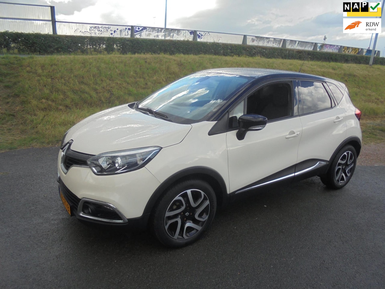 Renault Captur - Renault Captur 0.9 benzine airco ecc lmv - AutoWereld.nl