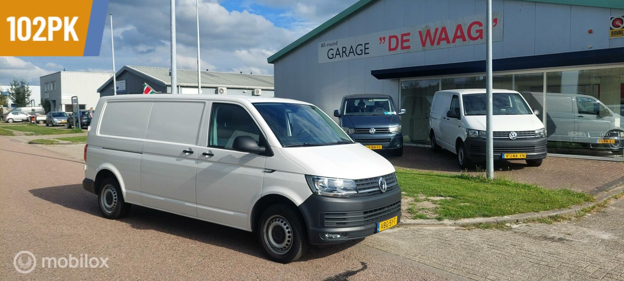 Volkswagen Transporter - 2.0 TDI L2H1 2.0 TDI L2H1 - AutoWereld.nl