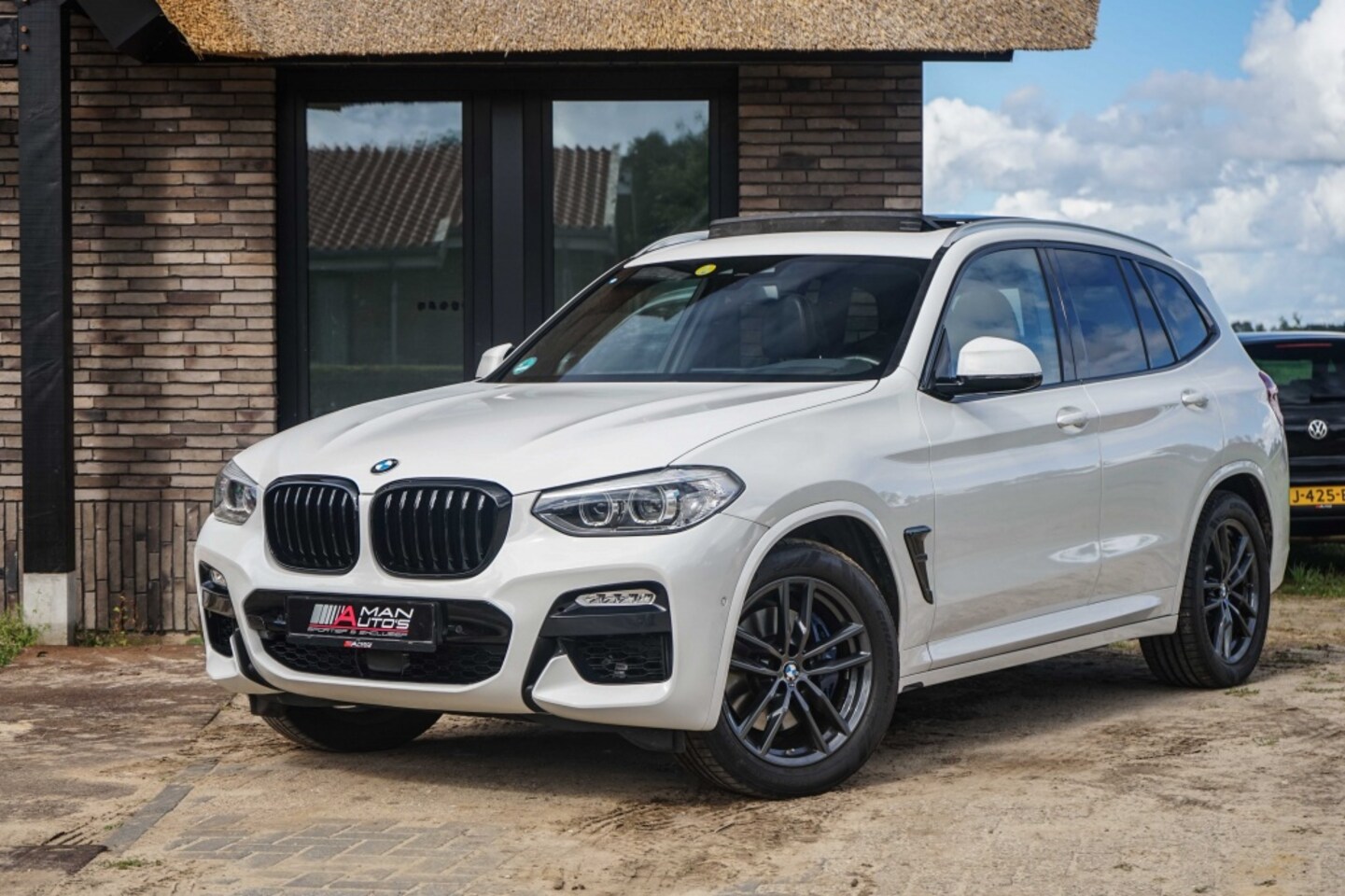 BMW X3 - xDrive30i M-Sport Pano/HUD/Trkhk/Shadow/Virtual/Sfeer - AutoWereld.nl