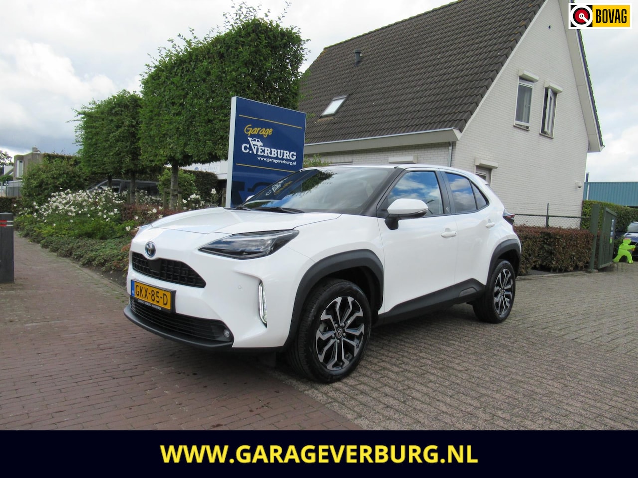 Toyota Yaris Cross - 1.5 Hybrid Team D (Navigatie,AdaptiveCruise,Keyless entry,PDC V+A,LED,Camera) - AutoWereld.nl