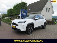 Toyota Yaris Cross - 1.5 Hybrid Team D (Navigatie, AdaptiveCruise, Keyless entry, PDC V+A, LED, Camera)