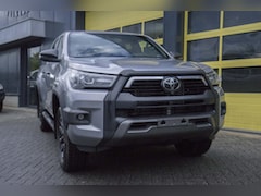 Toyota HiLux - 2.8 D-4D Double Cab Invincible