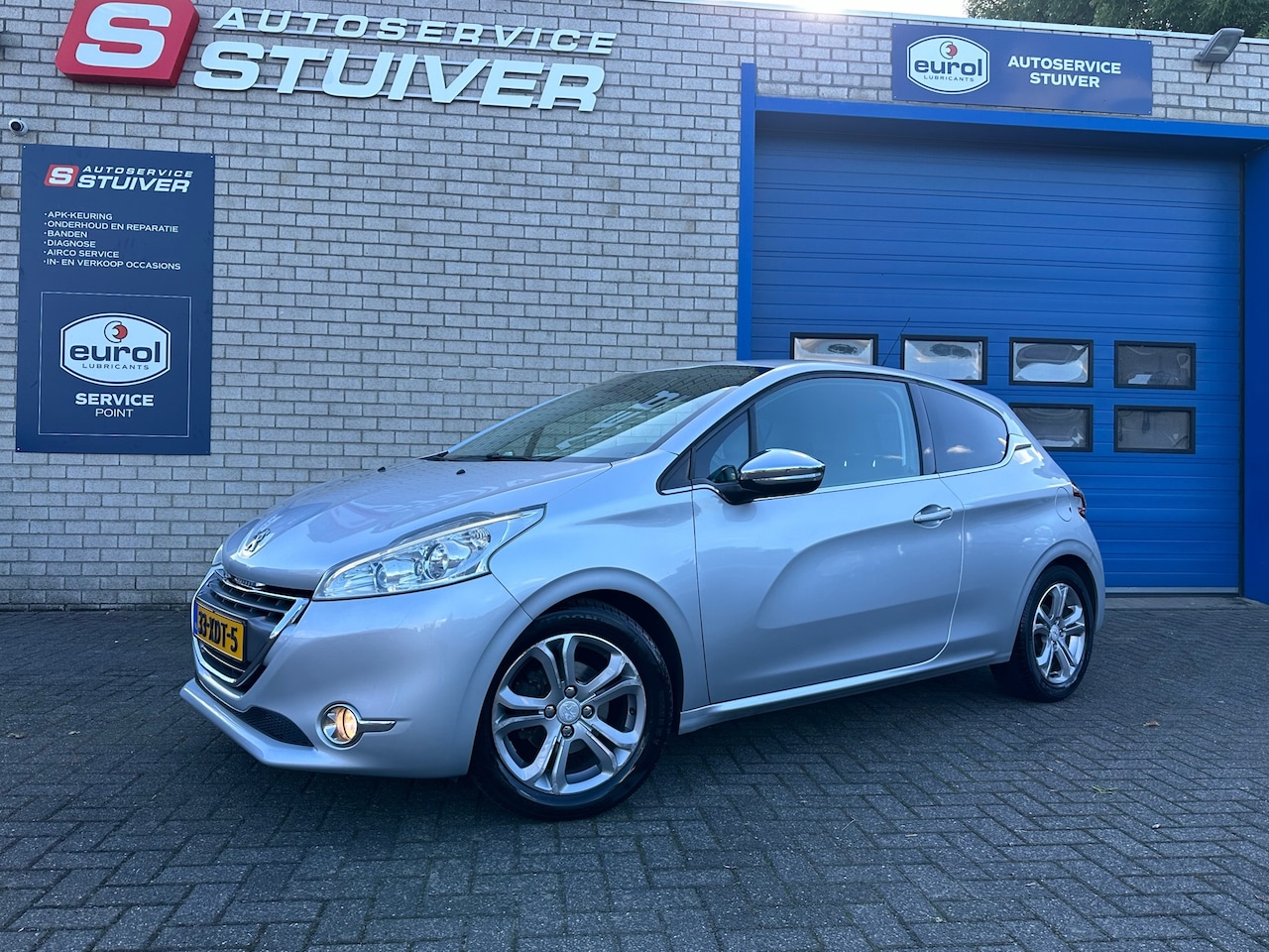 Peugeot 208 - 1.6 Vti Allure 1.6 VTi Allure - AutoWereld.nl