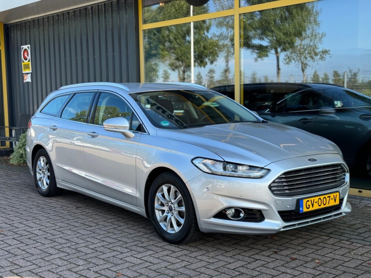 Ford Mondeo Wagon - 1.5 Titanium 1.5 Titanium - AutoWereld.nl