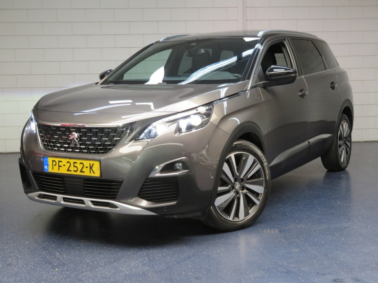 Peugeot 5008 - 1.2 PureTech GT-Line 1.2 PureTech GT-Line - AutoWereld.nl