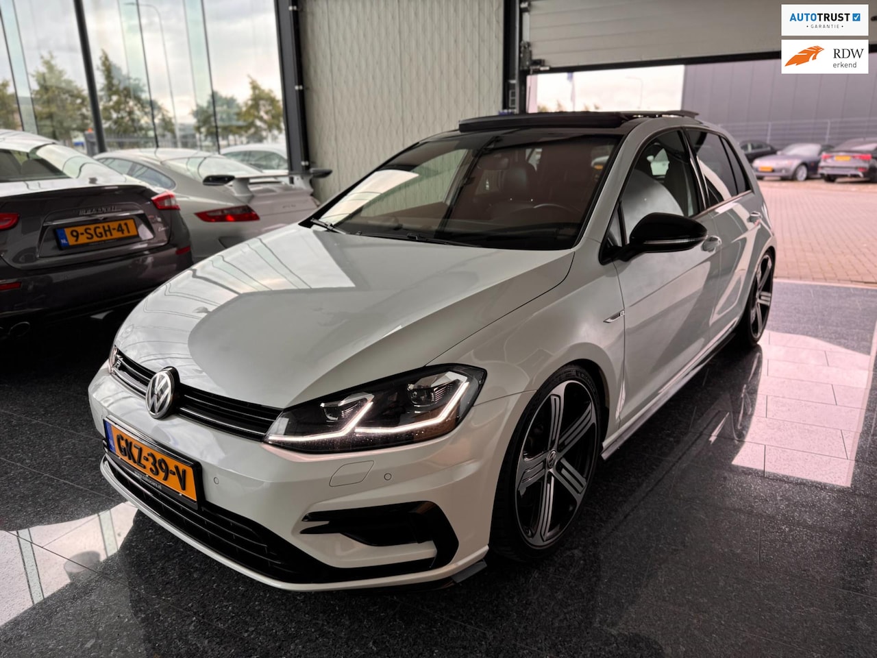 Volkswagen Golf - 2.0 TSI 4Motion 7.5R Performance Full Opties Akra Pano - AutoWereld.nl