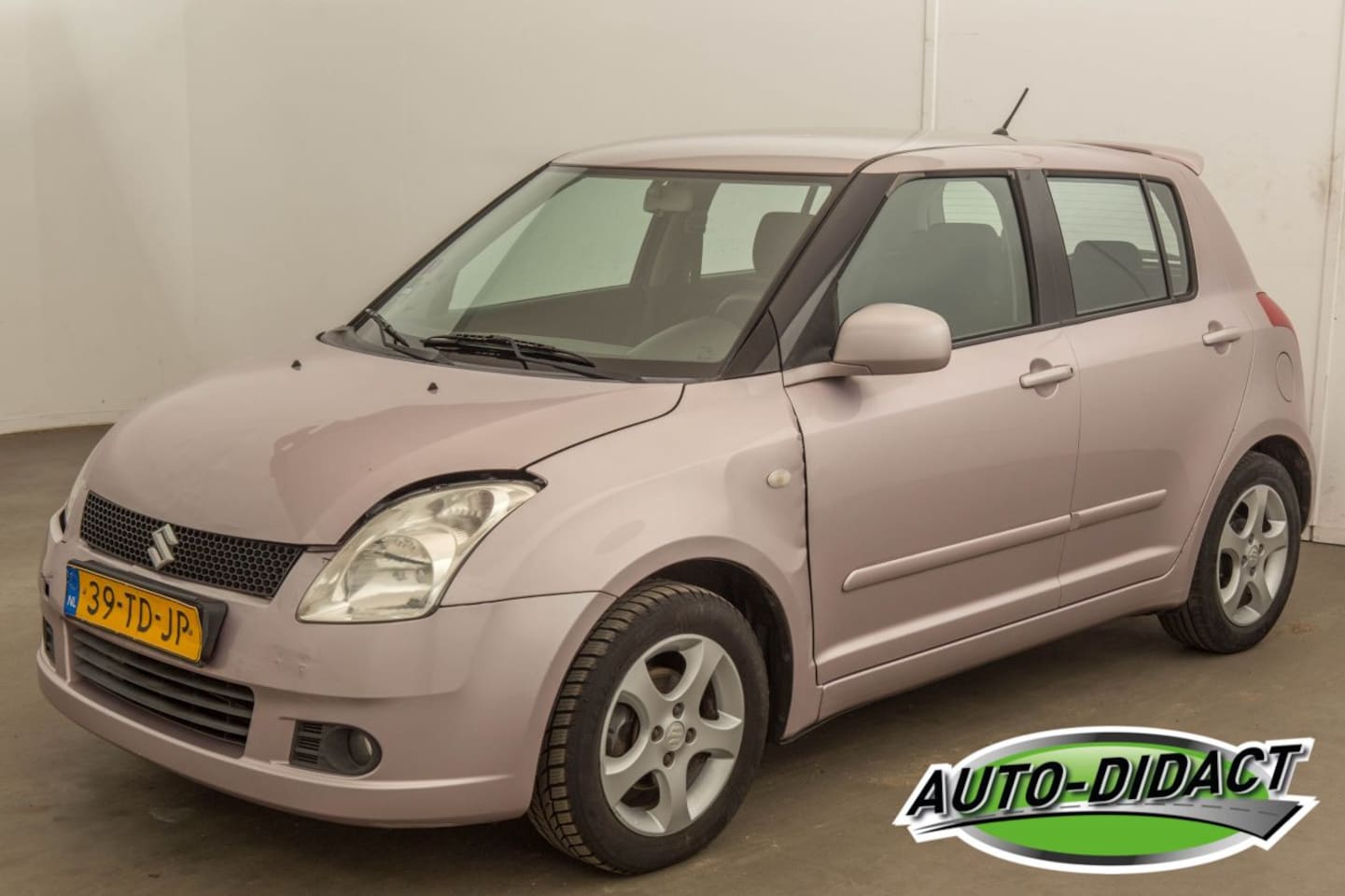 Suzuki Swift - 1.3 Shogun Airco - AutoWereld.nl