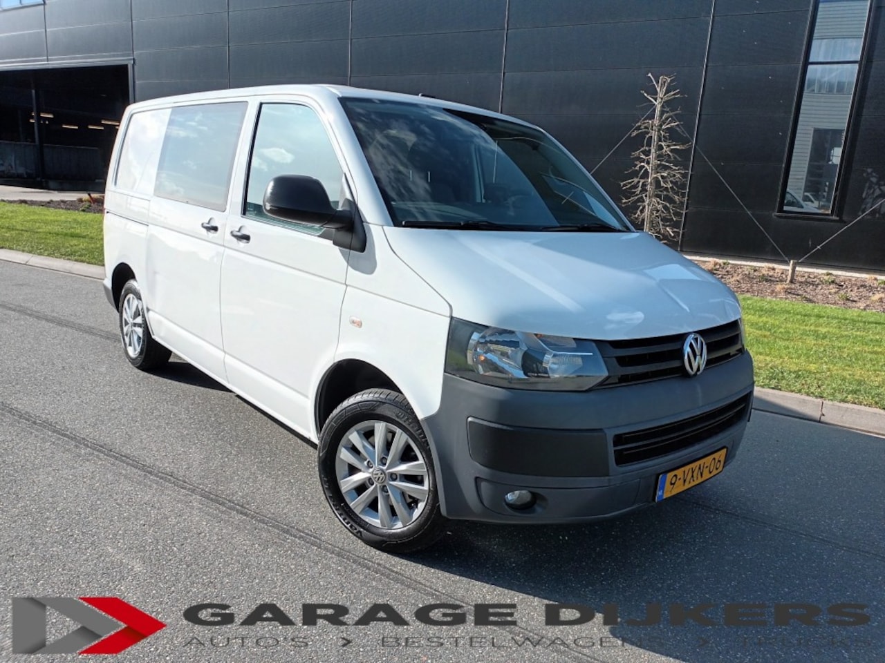 Volkswagen Transporter - 2.0 TDI 140 Pk DSG Airco/ Cruise/ Trekhaak/ Camera/ Excl. BTW - AutoWereld.nl