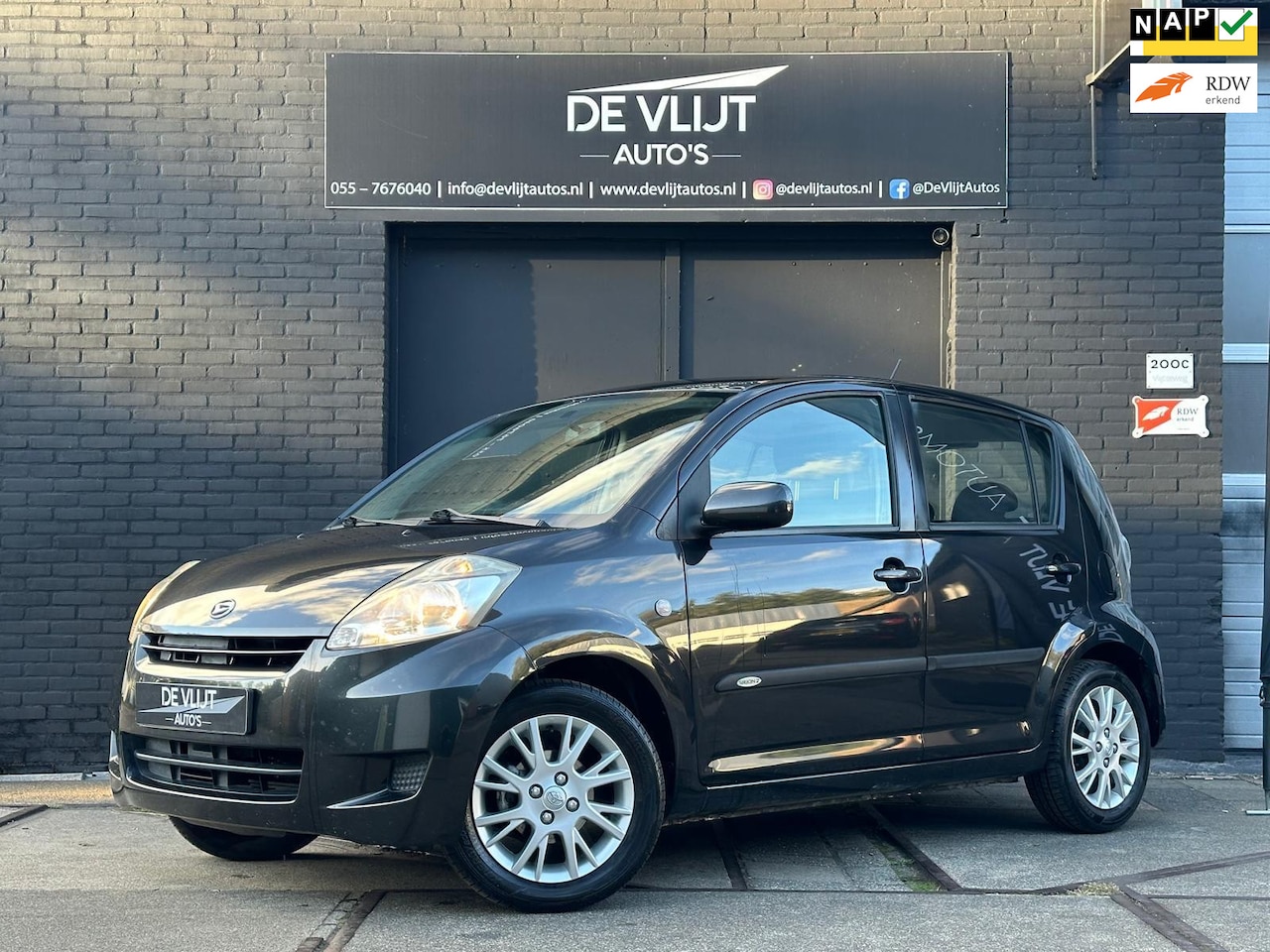 Daihatsu Sirion 2 - 1.0-12V Premium | Elek Ramen | CV Op Afstand | Radio Cd Speler | Trekhaak | - AutoWereld.nl