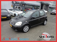 Toyota Yaris - 1.3 VVT-i Terra