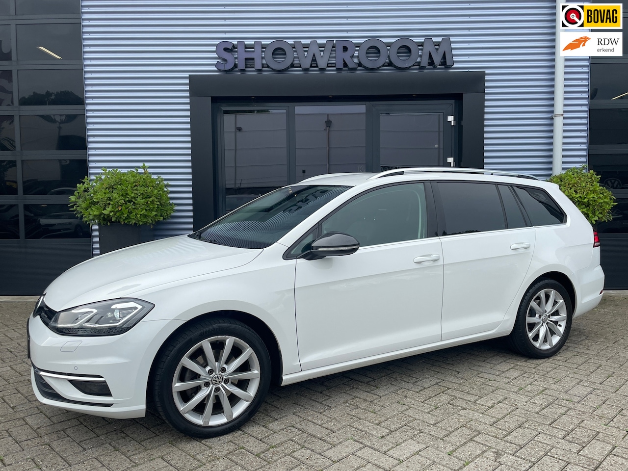 Volkswagen Golf Variant - 1.5 TSI Highline|DSG|17inch|PDC|Navi - AutoWereld.nl