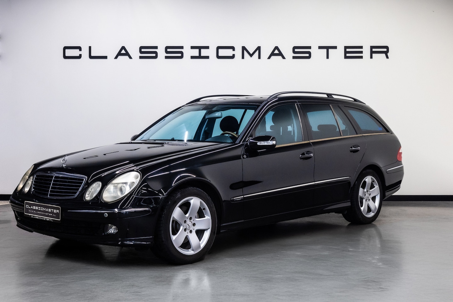 Mercedes-Benz E-klasse Combi - 500 Avantgarde Btw auto, Fiscale waarde € 6.000,- (€ 18.966,94 Ex B.T.W) DEALER AUTO - AutoWereld.nl