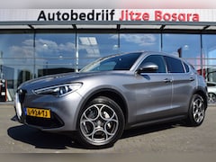 Alfa Romeo Stelvio - 2.0 T 280pk Automaat AWD Super Zwart Leder | Full Map Navi | Elek. Stoelen | Bi-Xenon | Ca