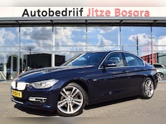 BMW 3-serie - 320i High Executive Zwart Leder | Bi-Xenon | Full Map Navi | Telefonie | 18 Inch LMV