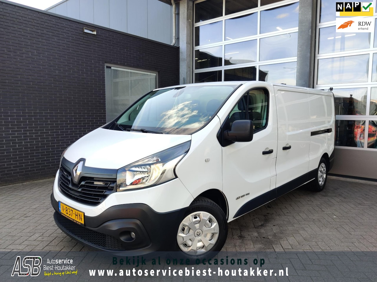 Renault Trafic - 1.6 dCi T29 L2H1 Comfort Energy | EURO 6 | 3-zits | Trekhaak | Dubbele Schuifdeuren | Crui - AutoWereld.nl