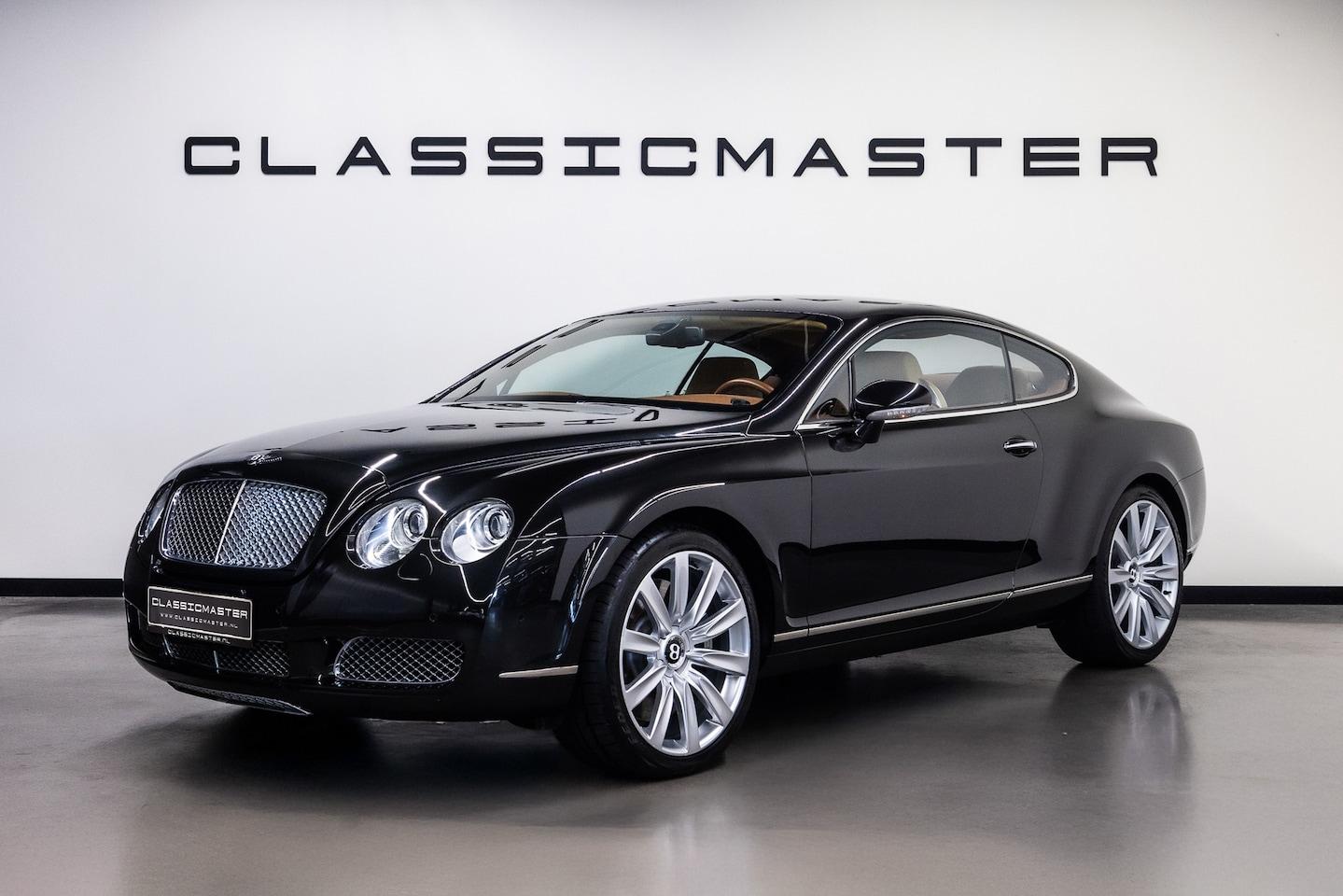 Bentley Continental GT - 6.0 W12 Btw auto, Fiscale waarde € 22.000,- (€ 37.148,76 Ex B.T.W) DEALER AUTO - AutoWereld.nl