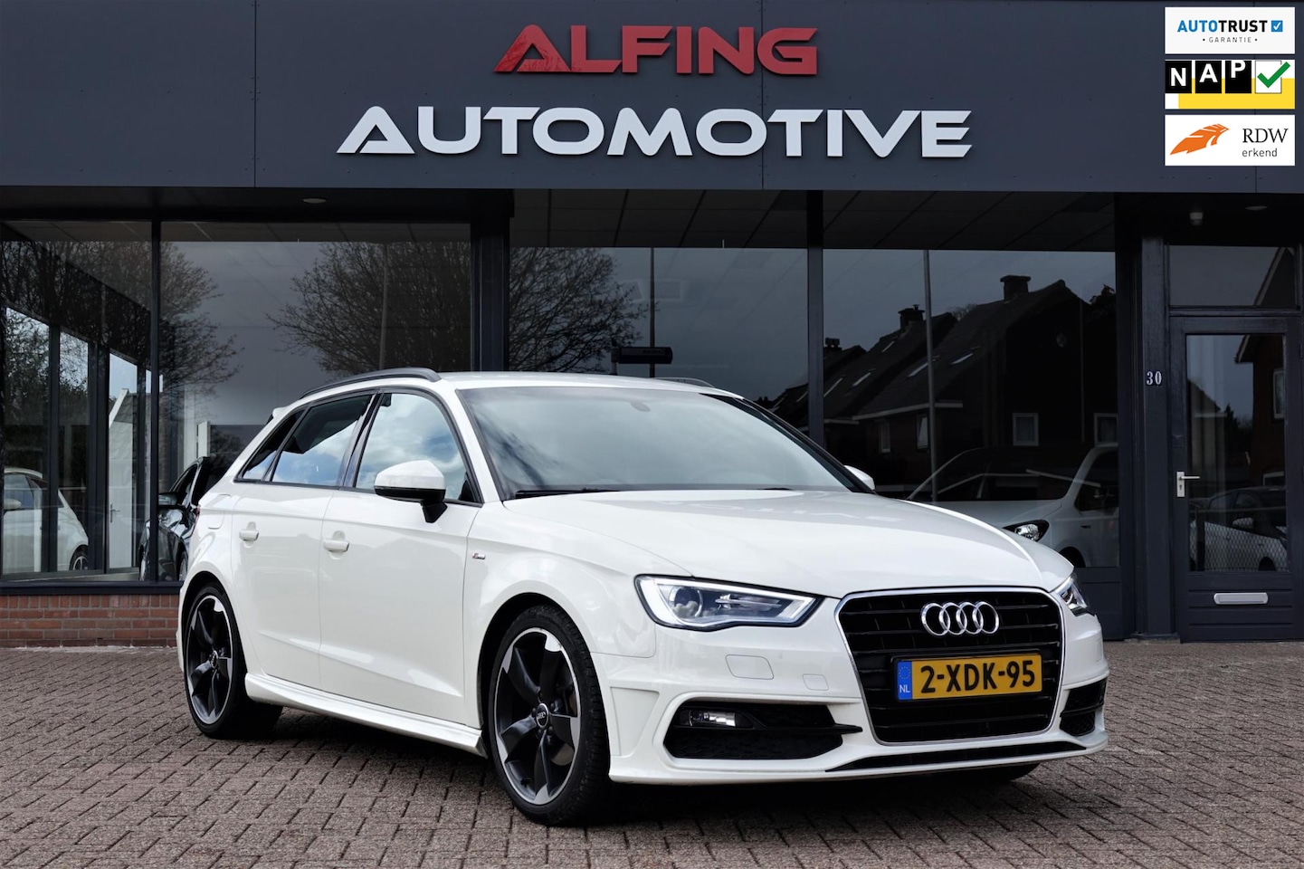 Audi A3 Sportback - 1.4 TFSI Aut 3X S-Line Mooiste van NL - AutoWereld.nl