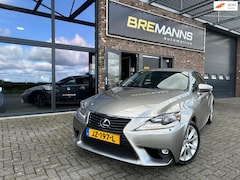 Lexus IS - 300h Business Line Hybrid Automaat