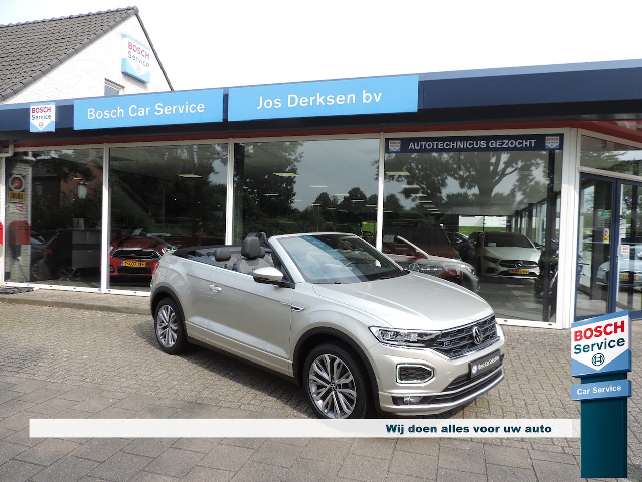 Volkswagen T-Roc Cabrio - 1.5 TSI R-Line - ACC | Carplay | Nav | Camera | Blindspot | Parkeerass. | Trekh. afn. - AutoWereld.nl