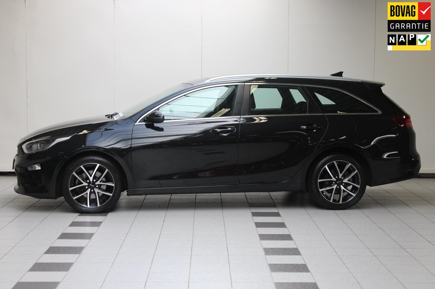 Kia Cee'd Sportswagon - Ceed 1.0 T-GDi DynamicLine*1e Eigenaar*Nieuwstaat*Nap* - AutoWereld.nl