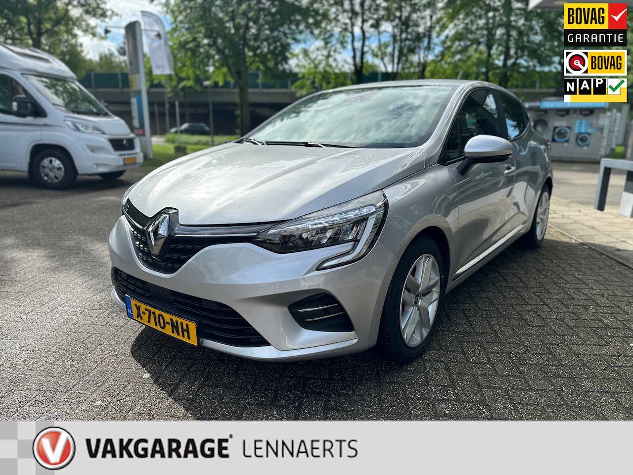 Renault Clio - 1.6 E-Tech Hybrid 140 Intens Automaat, Rijklaarprijs / 12 mnd garantie - AutoWereld.nl