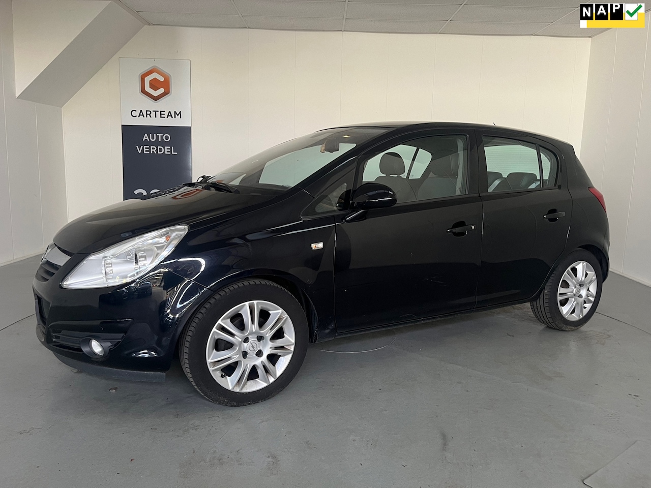 Opel Corsa - 1.4-16V Cosmo Airco, LMV - AutoWereld.nl