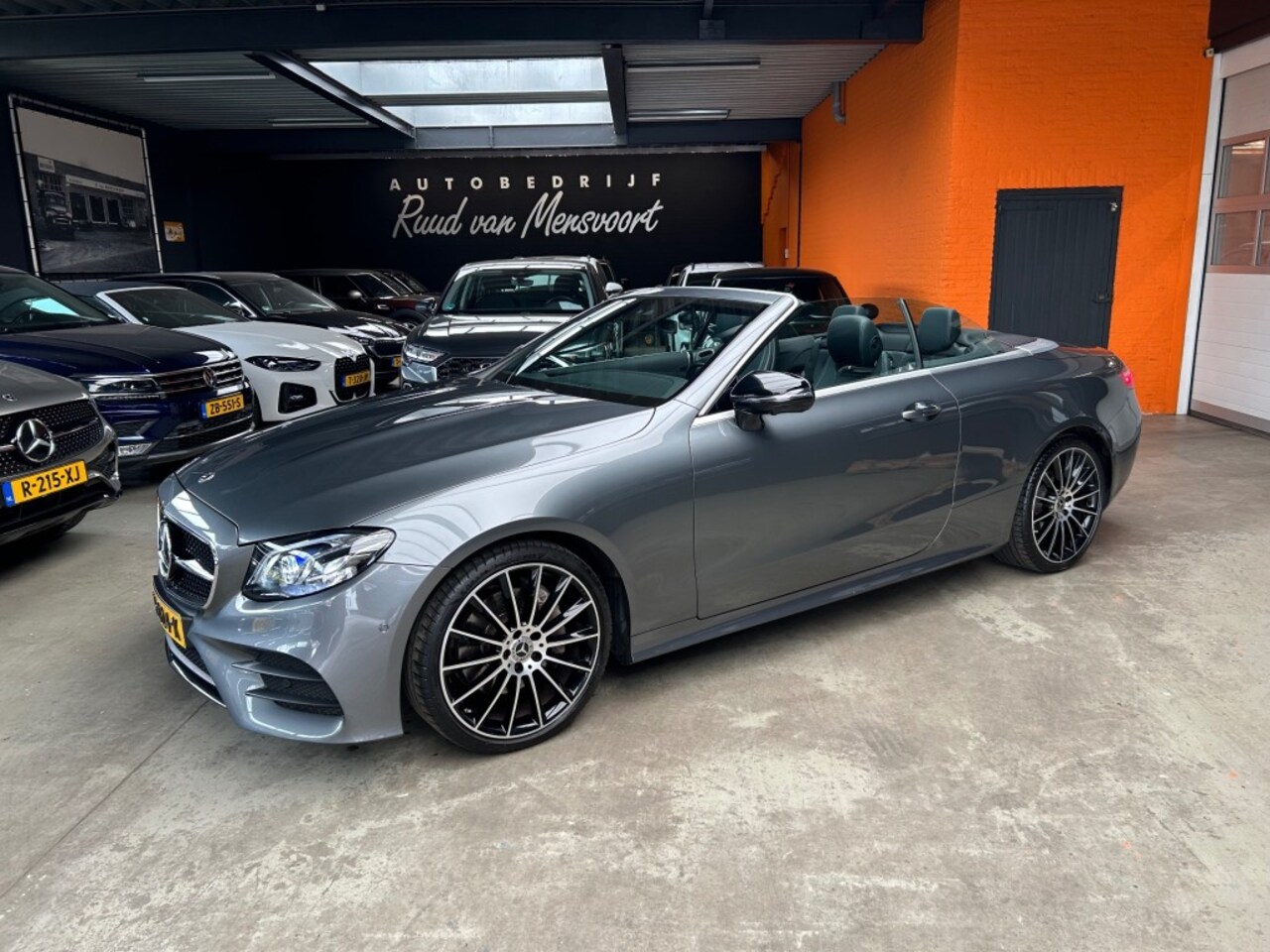 Mercedes-Benz E-klasse - 200 PREMIUM PLUS / AMG / Facelift / Full-options / Nieuw - AutoWereld.nl