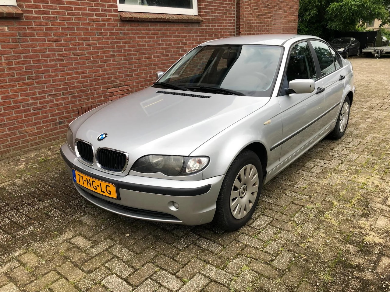 BMW 3-serie - 316i Black & Silver - AutoWereld.nl