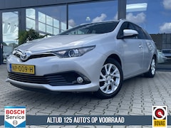 Toyota Auris Touring Sports - 1.8 Hybrid Business Plus Navigatie & Trekhaak & Camera