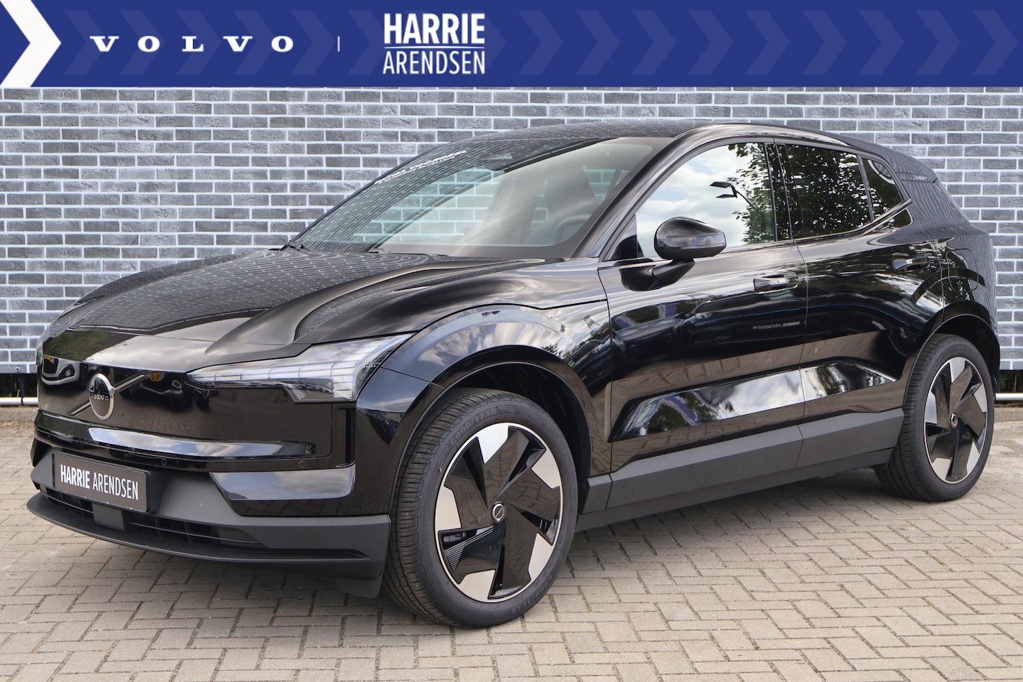 Volvo EX30 - Single Motor Extended Range Plus 69 kWh | Adaptive Cruise Control | Harman Kardon audio | - AutoWereld.nl